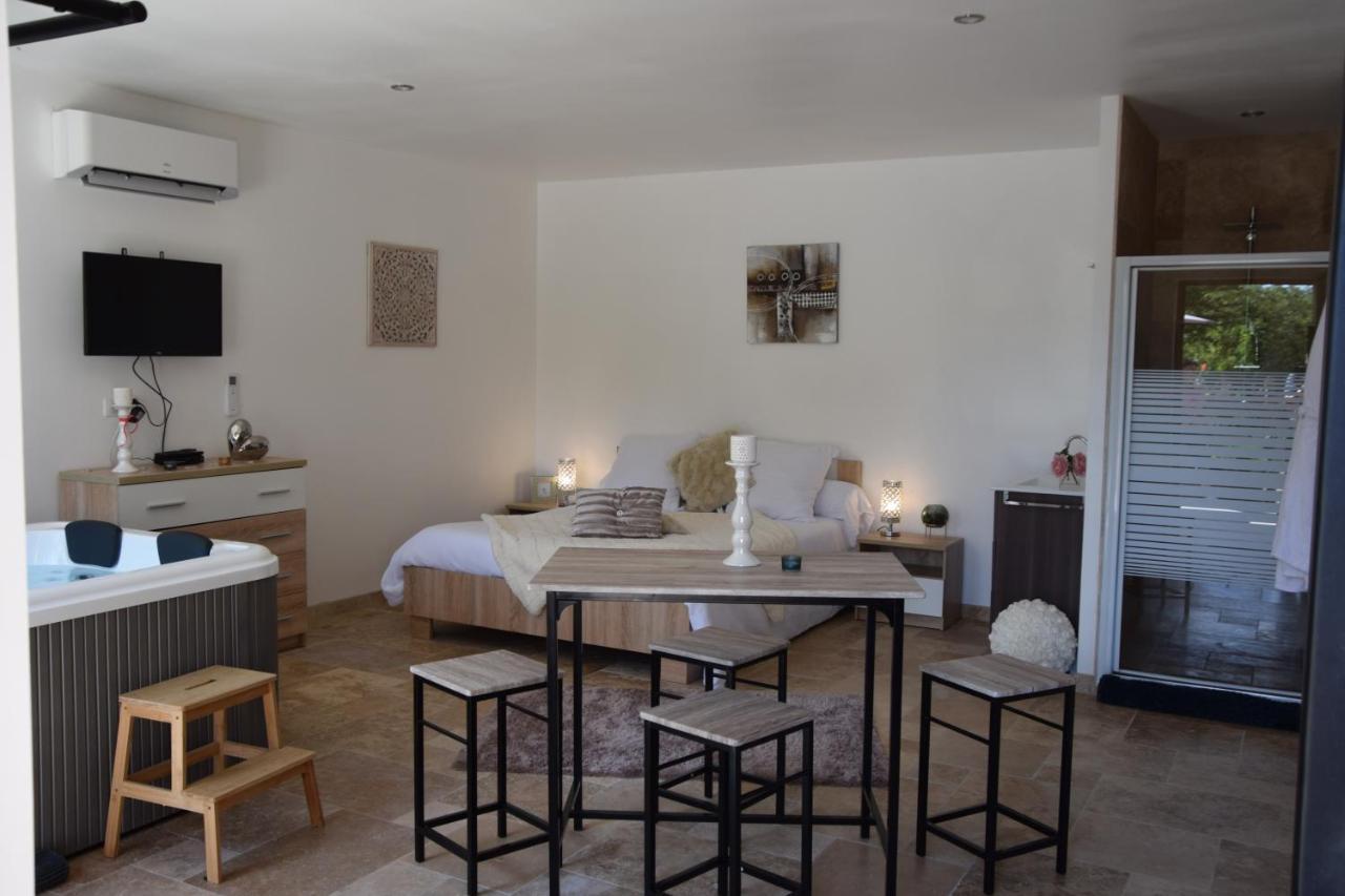 Gites Spa De Charme L Etoile Spa ベナック・エ・カズナック エクステリア 写真