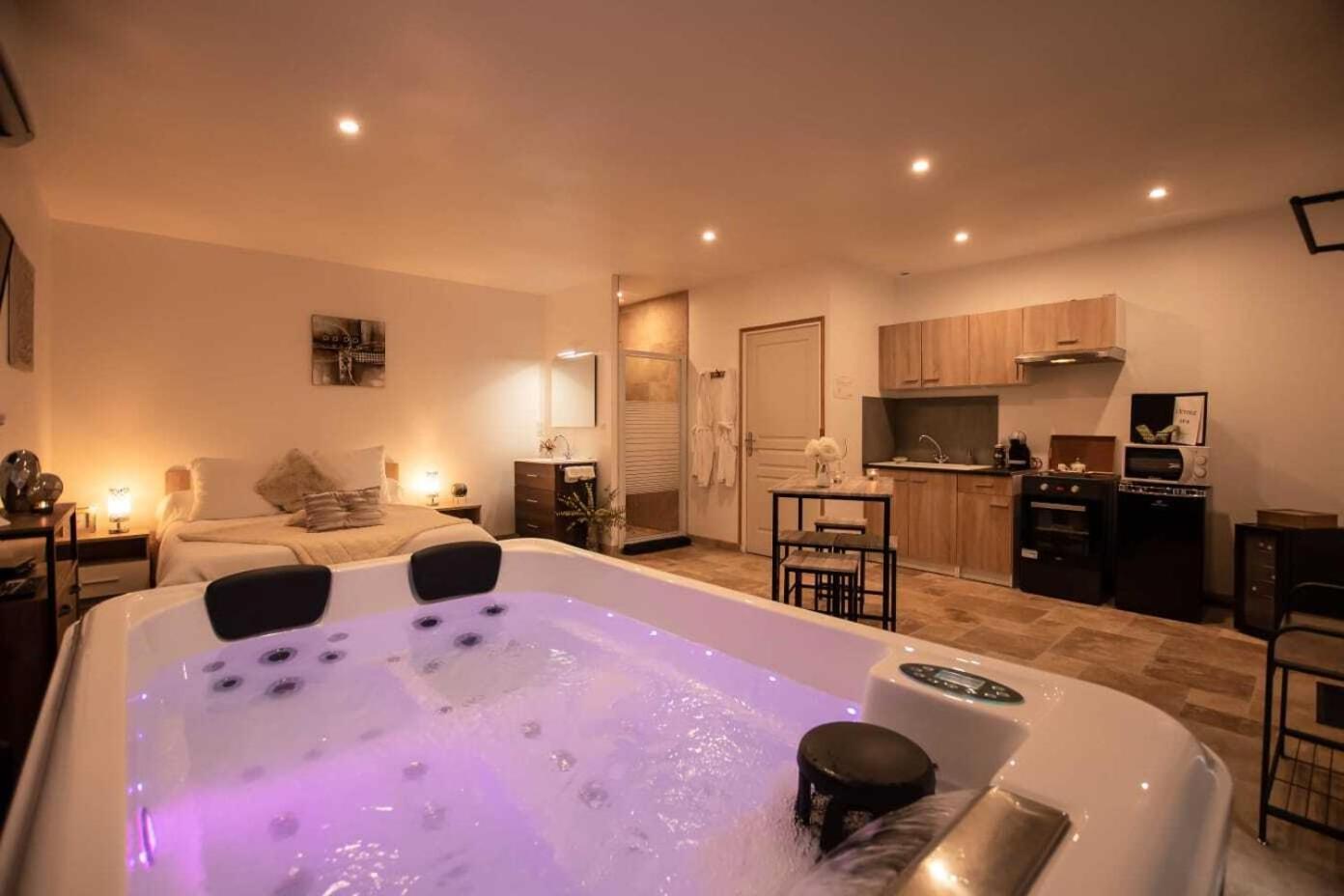 Gites Spa De Charme L Etoile Spa ベナック・エ・カズナック エクステリア 写真
